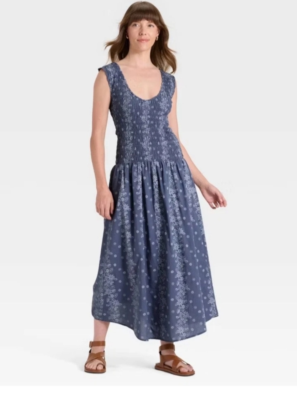 Women's Smocked Midi A-Line Dress - Universal
Thread™ Blue Floral
